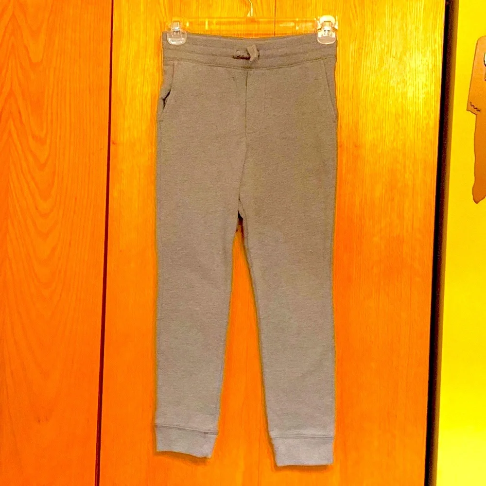 Oshkosh B’gosh size 8 boy’s athletic heather gray jogger Drawstring elastic VGUC